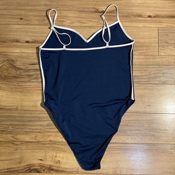 Zara retro sport bodysuit - Picture 2 of 3